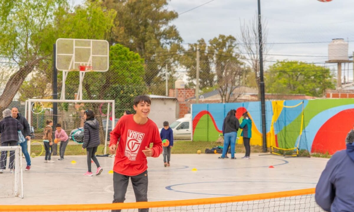 nuevo playón polideportivo en las acacias