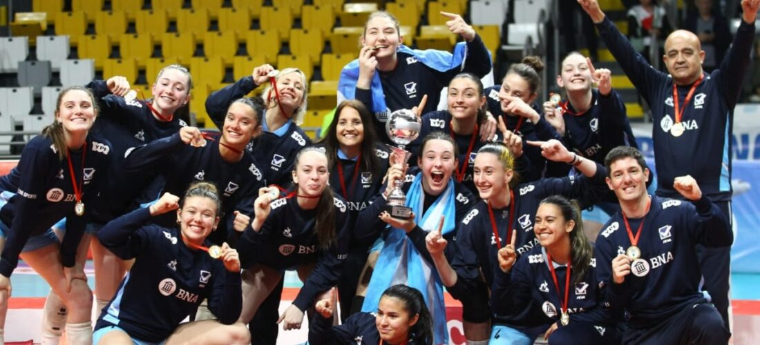 victoria matich campeonas con las panteritas