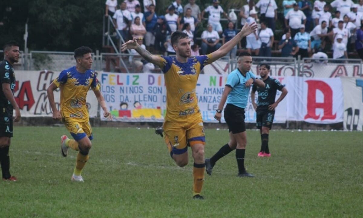 GERMÁN ÁGUILA X2