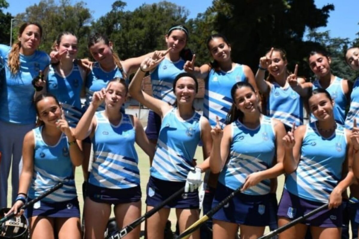 CAMPEONAS DE HOCKEY