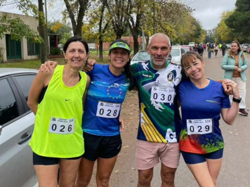 RUNNER CAMPANA EN EL CROSS COUNTRY