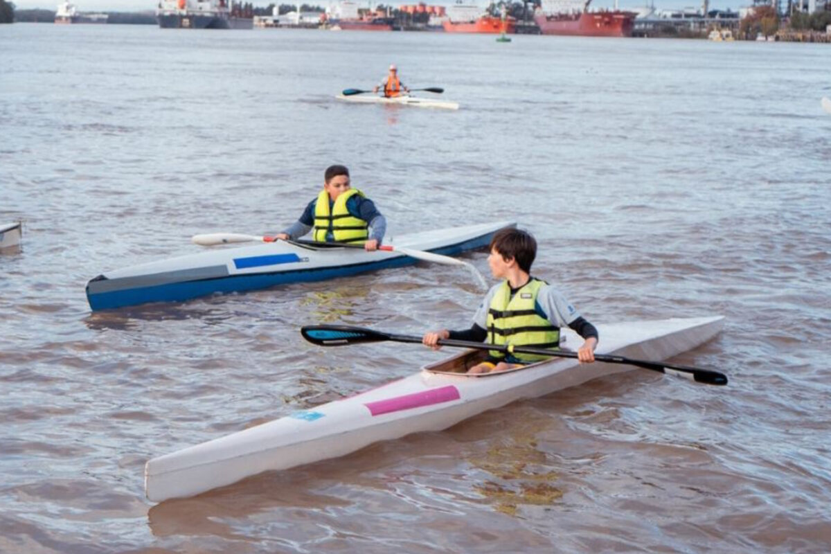 PRIMERA REGATA OFICIALEN CAMPANA