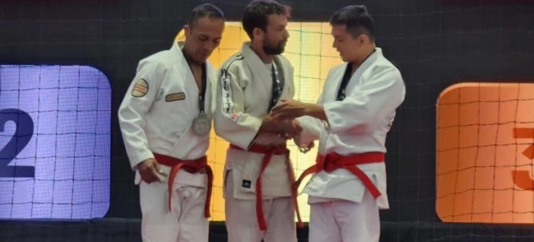 CARRIZO BICAMPEÓN PANAMERICANO DE JIU-JITSU