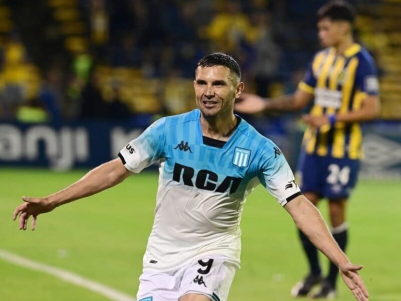 GOL DE MARTÍNEZ Y RACING QUIERE IR POR LA LIGA PROFESIONAL