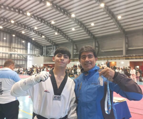 LUCAS GÓMEZ SUBCAMPEÓN NACIONAL DE TAEKWONDO