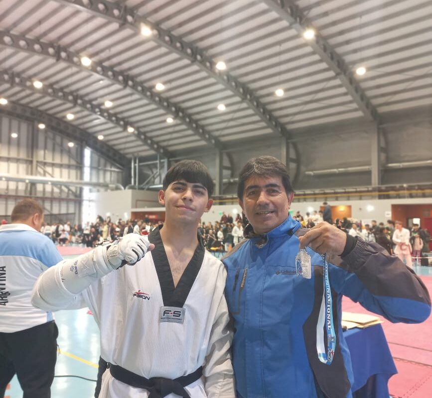 LUCAS GÓMEZ SUBCAMPEÓN NACIONAL DE TAEKWONDO